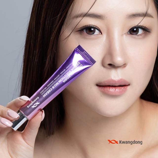 맑고 투명한 피부의 여신 크림
