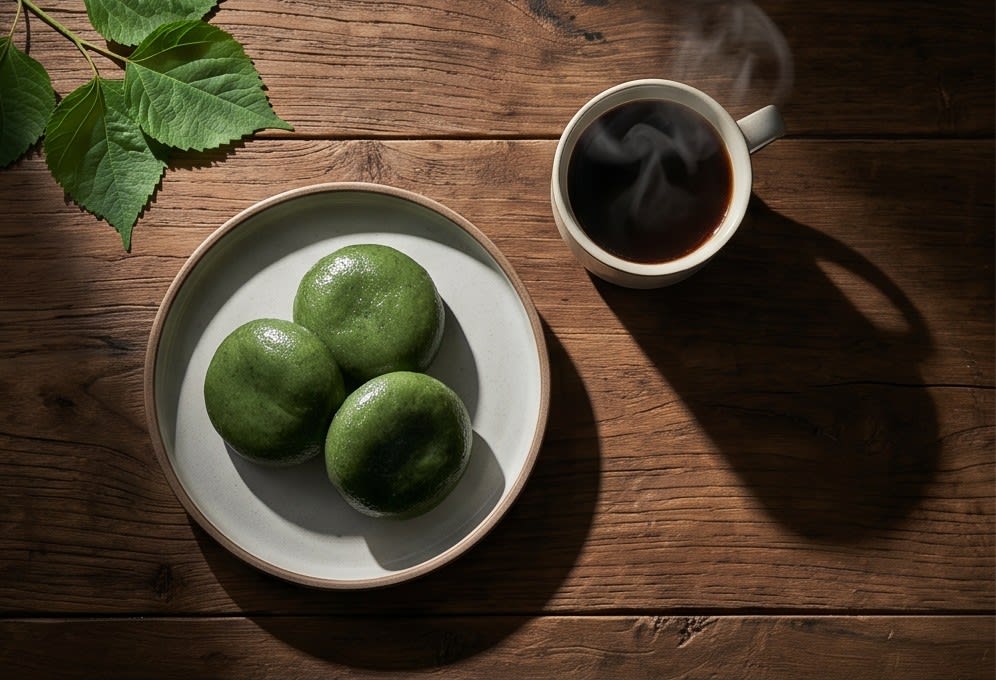 커피 한 잔과 함께 즐기는 아침 여유
