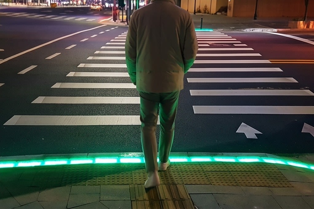 정밀 시공으로 완성된 안전한 보행 환경