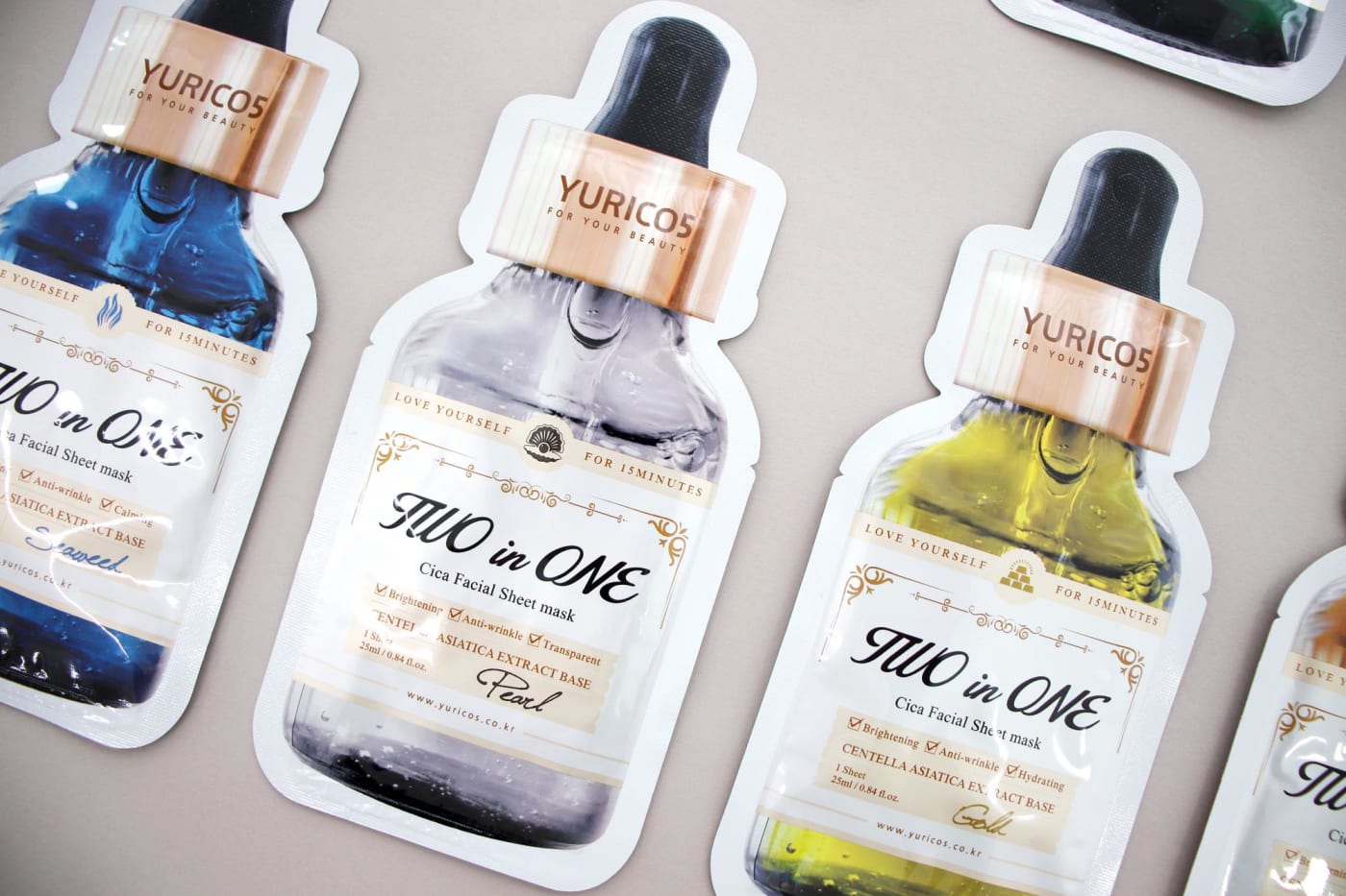 An arrangement of functional mask pack packages in various types by ingredient and efficacy