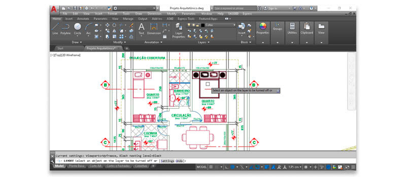 Captura de tela do AutoCAD onde um projeto da planta de uma casa está sendo desenvolvido