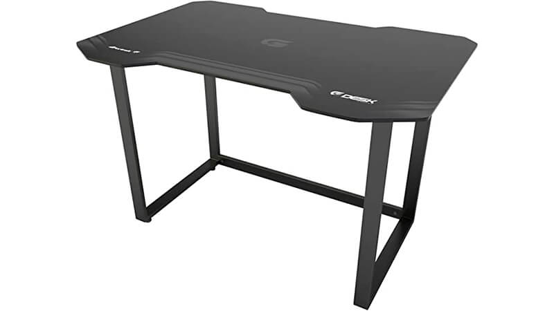 imagem que mostra uma mesa gamer da Fortrek na cor preta