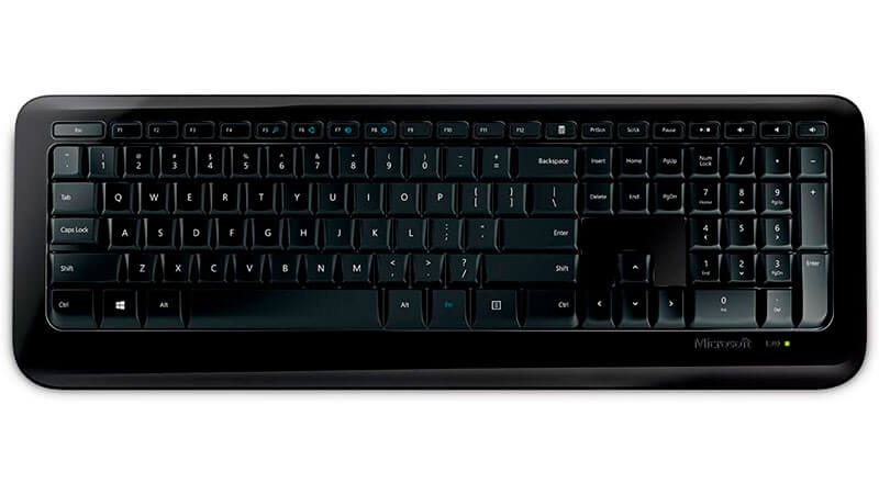 imagem de um teclado sem fio Microsoft na cor preta