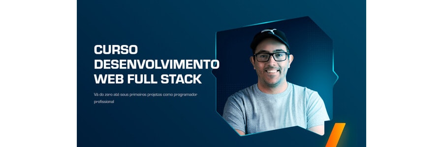 instrutor do curso full stack ao lado do texto curso desenvolvimento web full stack