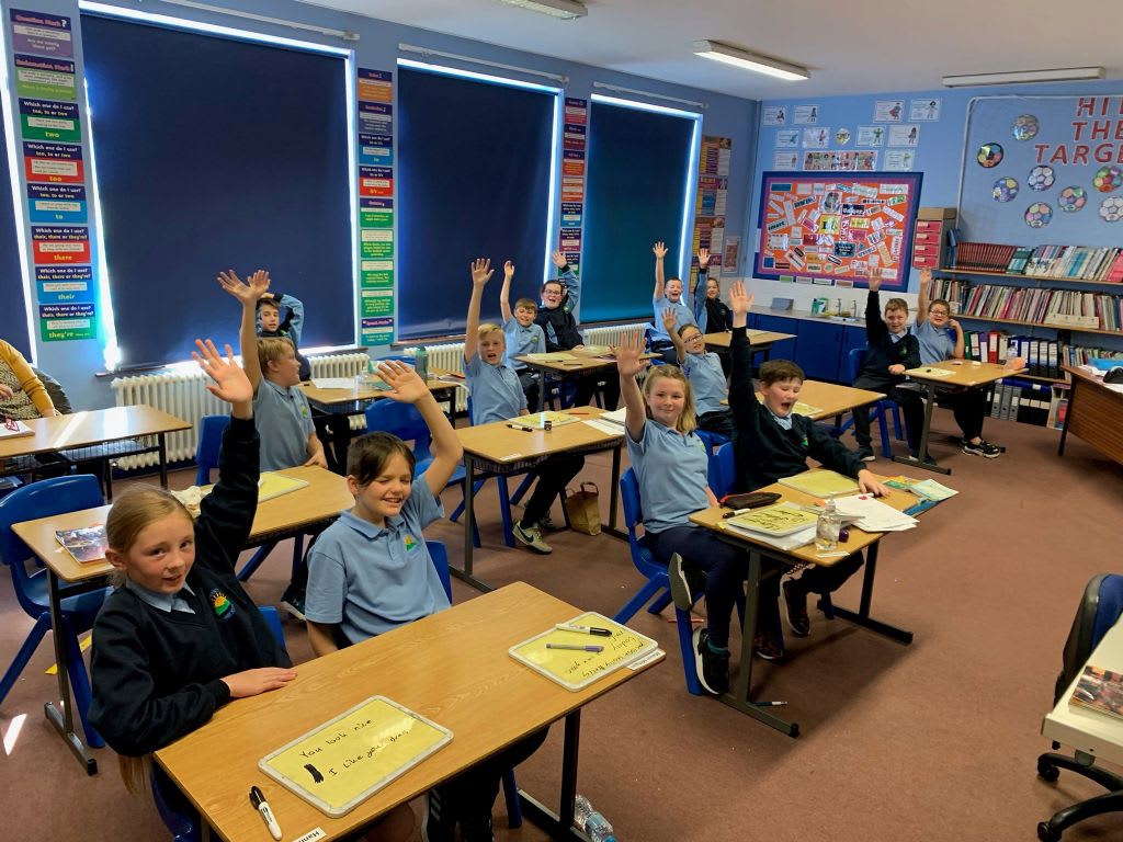 HIGH 5 TO RICHMOUNT PRIMARY SCHOOL FOR COMPLETING GIMME5