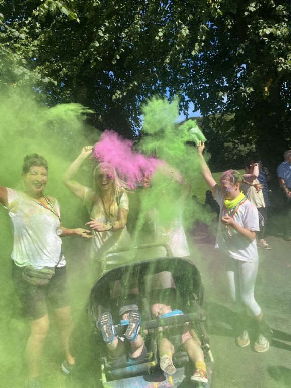 C6DD732D-242E-48FB-9D11-25A77AA10567