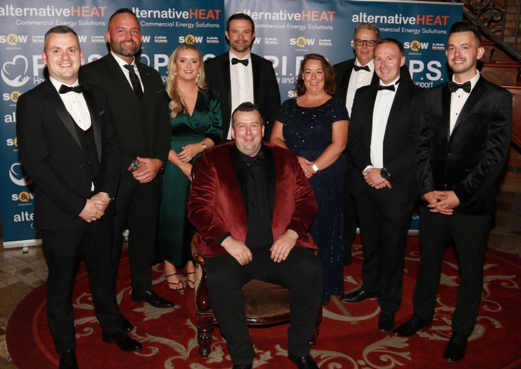 photo 48 pips gala ball 2023