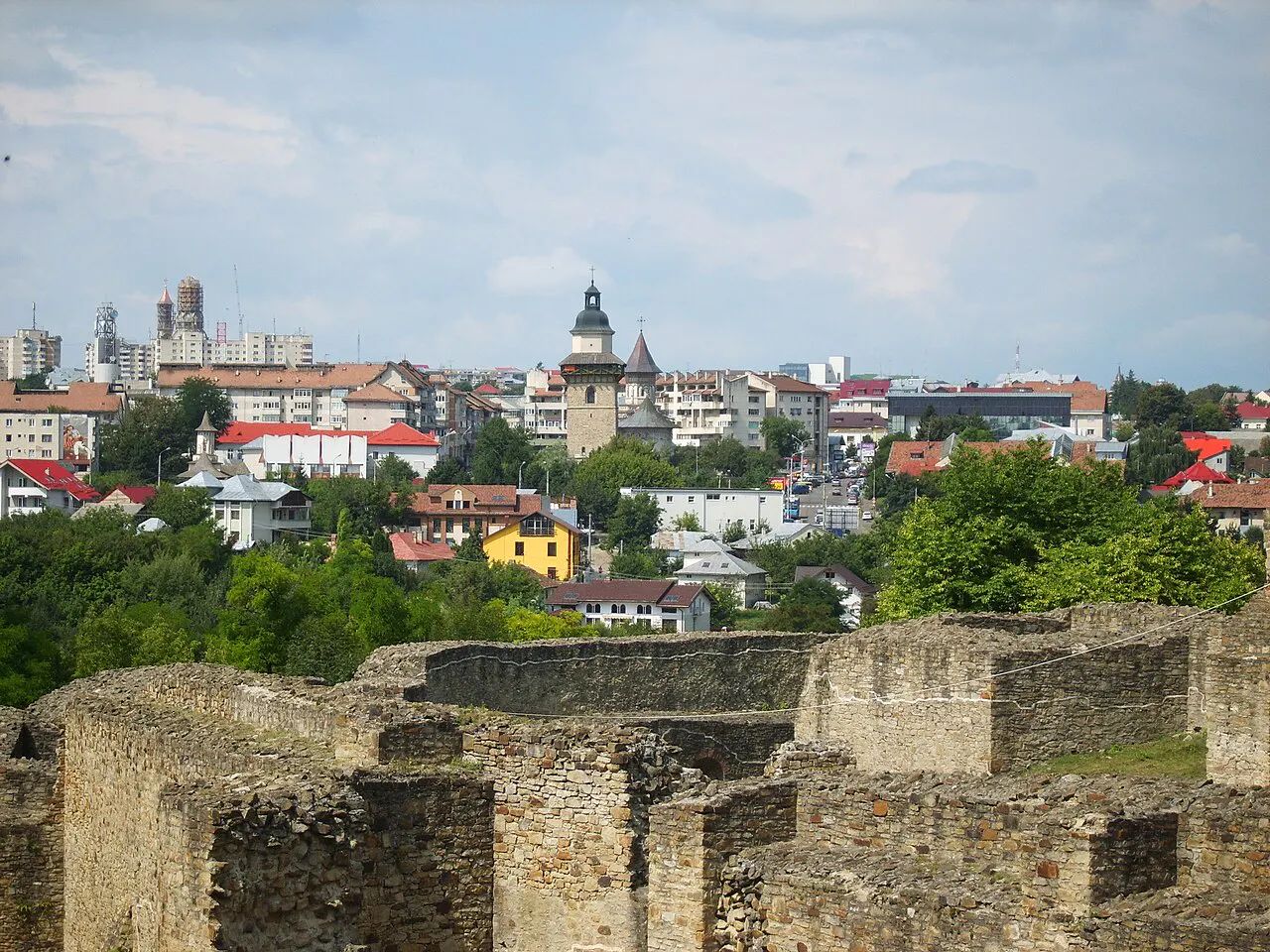 Veduta di Suceava dalla fortezza