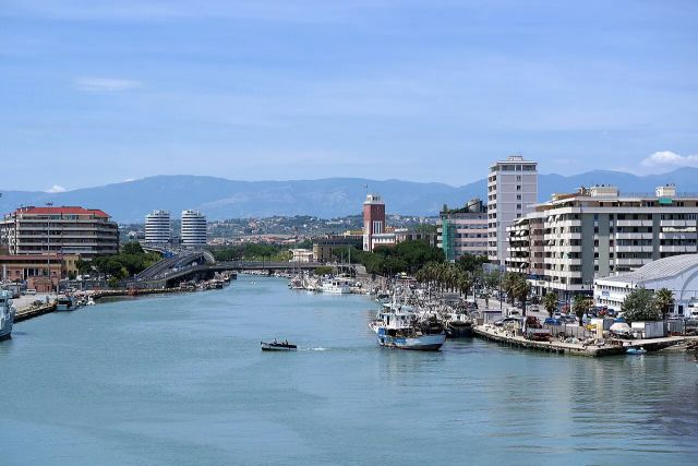 Foce del fiume e Ponte del Mare a Pescara