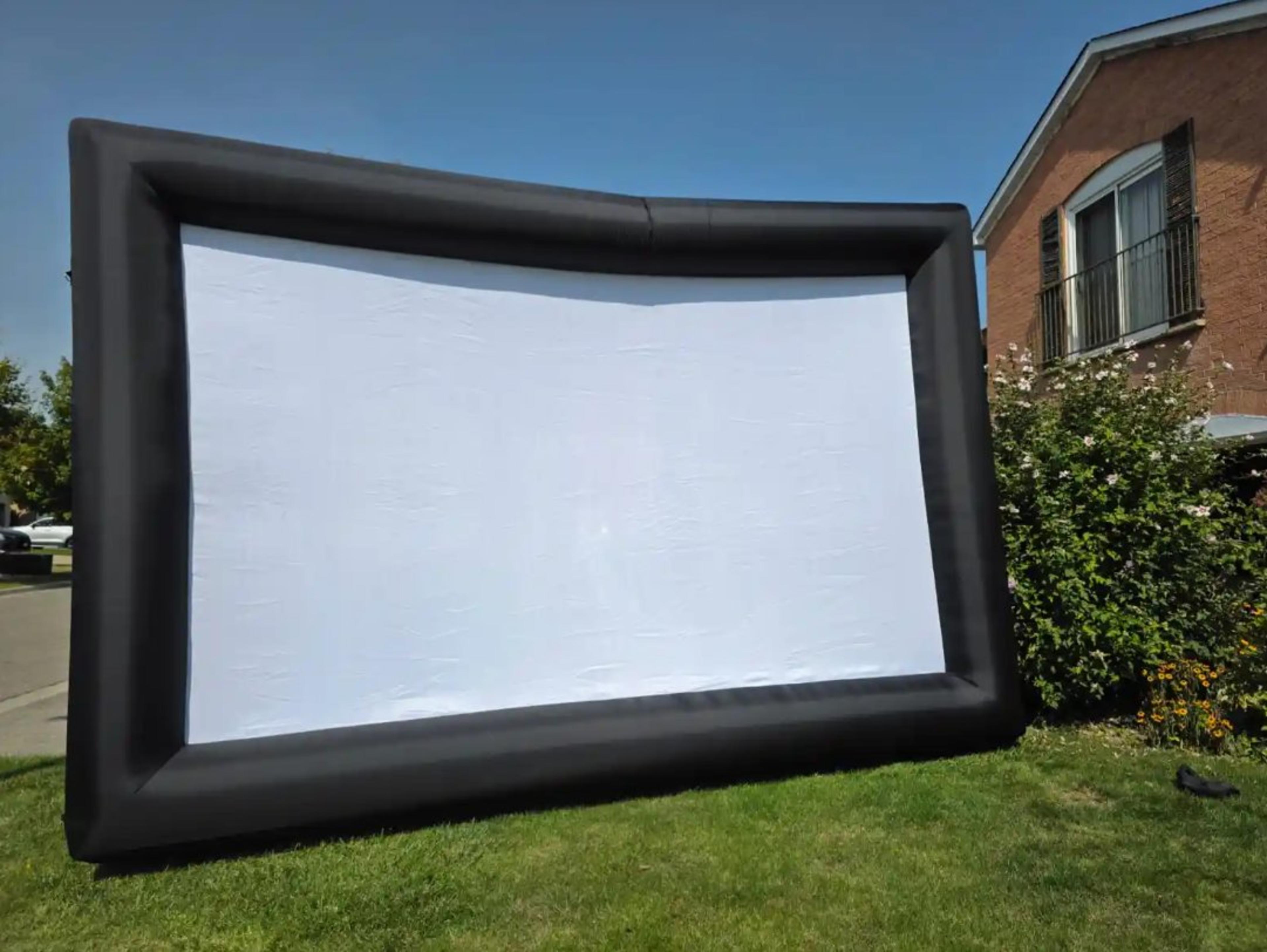 Inflatable Movie Screen for rent — toolshare