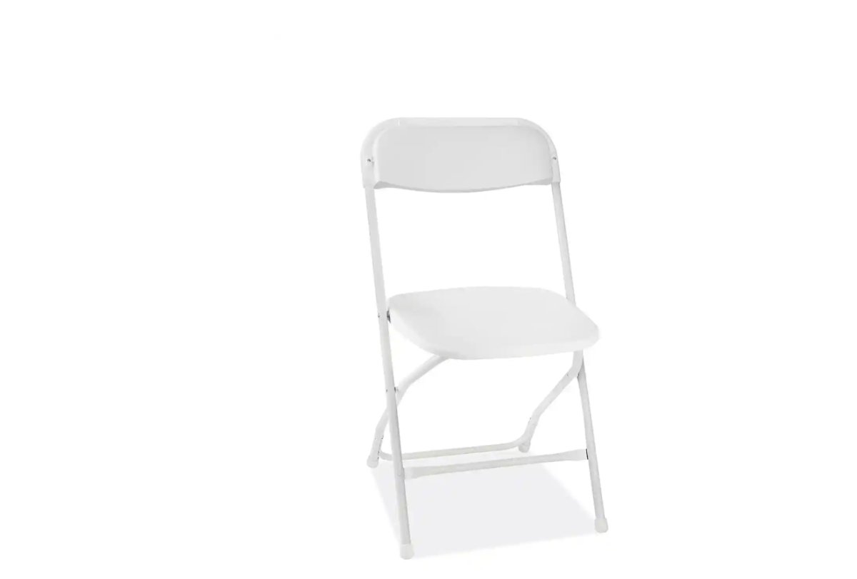 White Folding Chair — photo 1