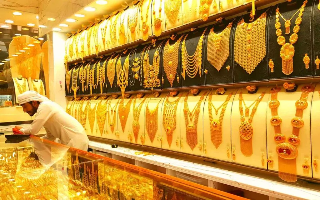 buy gold in Dubai