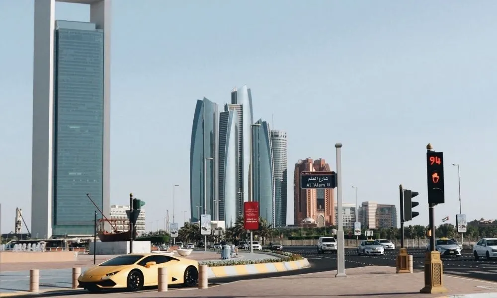 driving in Abu Dhabi