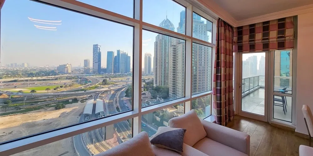 partitioned apartments in the UAE 