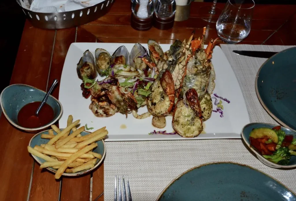 food options on Sir Bani Yas Island