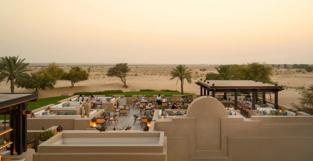 desert dining in the UAE