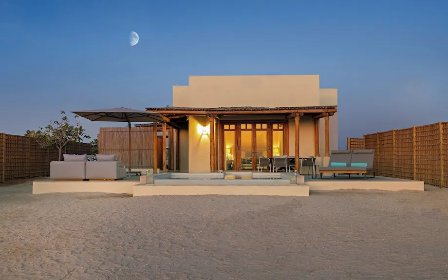top-rated hotels on Sir Bani Yas Island