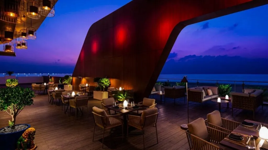 Top 8 Best Restaurants in Ras Al Khaimah for Foodies in 2025 | Fine Dining to Hidden Gems