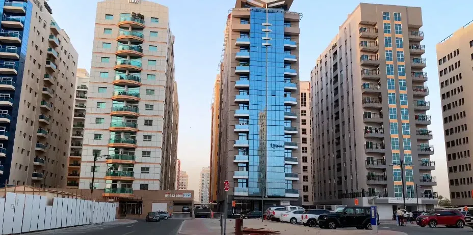 areas to live in Sharjah