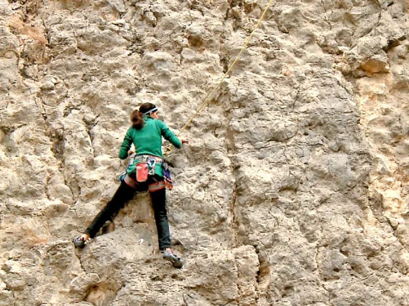 extreme sports in Sir Bani Yas Island