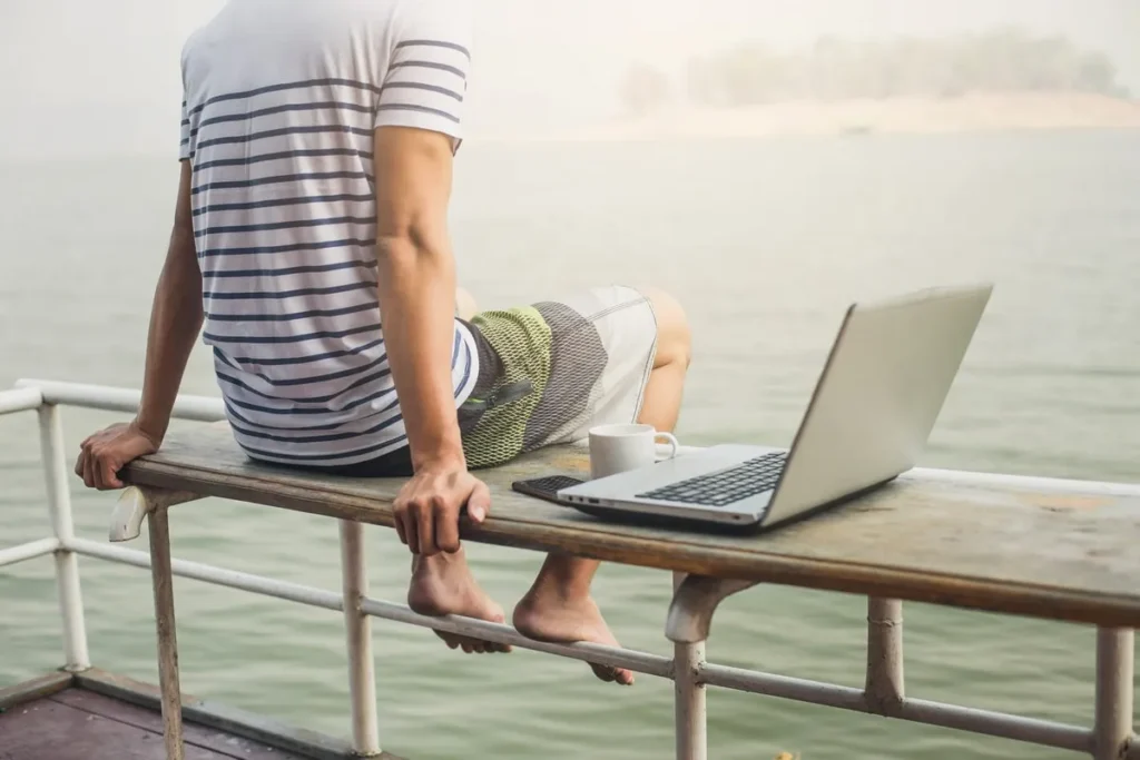 Expats Prefer Freelancers