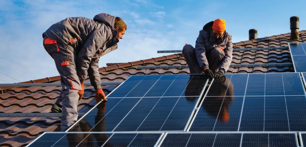 Solar Panel Installer