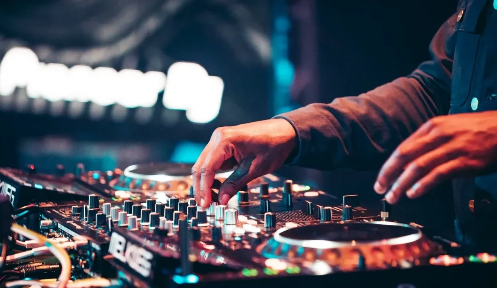 Freelance DJ Services