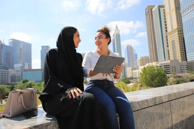 Empowering Work Culture in Abu Dhabi: What Locals and Expats Experience in 2026
