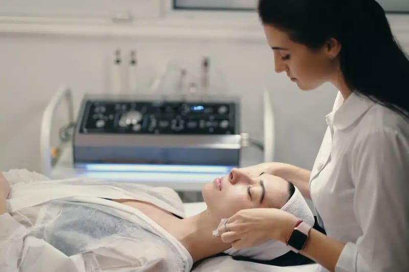 Trusted Guide to Dermatologists in Al Ain for Confident Skin Care in 2026