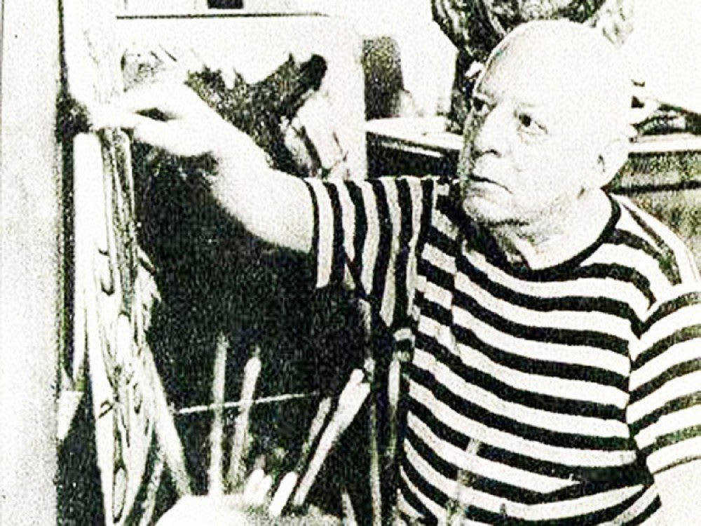 Ten una CRUZ ORLADA de Parravicini en tu casa...