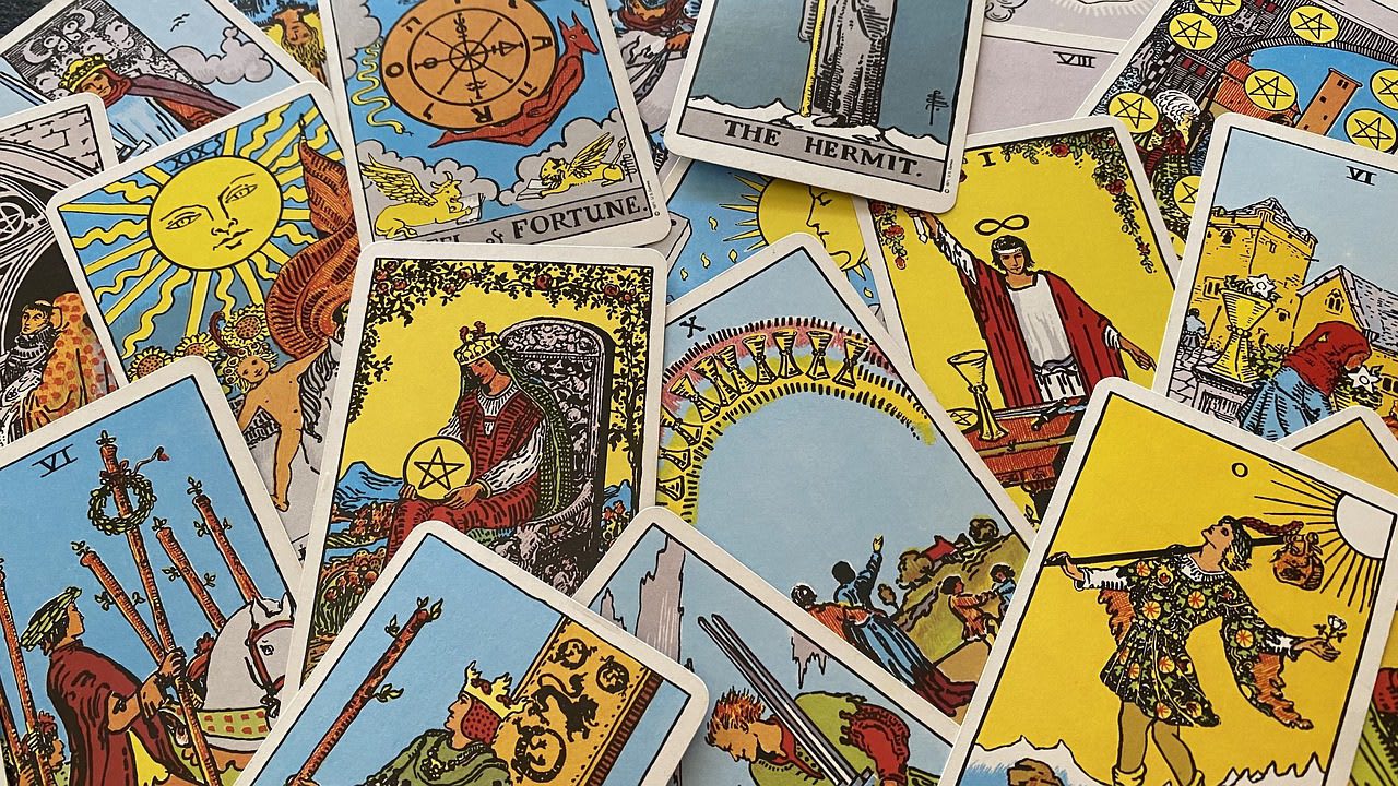 Consciencia de Junio 2026 por Vir Garcia Tarot 1 VIR GARCIA TAROT, Virginia Garcia, experta en lectura e interpretación del Tarot