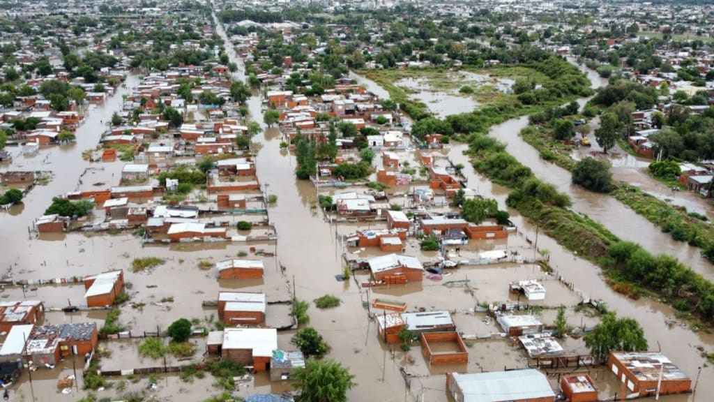 TORMENTAS para debilitar Argentina, La élite y el control del clima TORMENTAS para debilitar Argentina, La élite y el control del clima