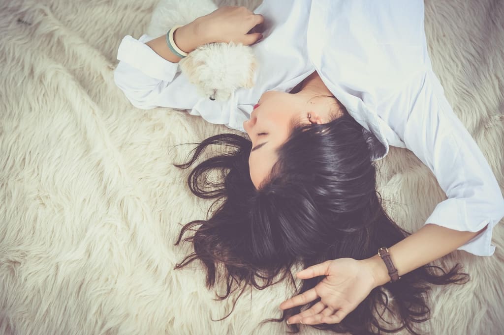Cómo protegerte energéticamente antes de dormir para no amanecer agotado – imagen 3 Imagen relacionada con Cómo protegerte energéticamente antes de dormir para no amanecer agotado