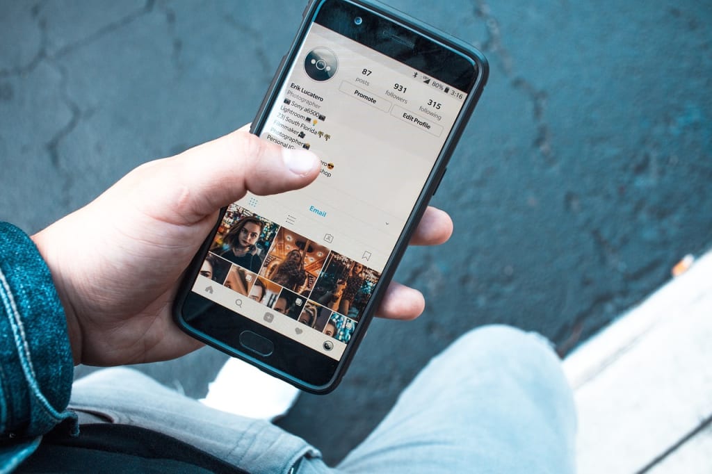 Imagen relacionada con La Vida que Ves en Instagram No Existe: Cómo Dejar de Compararte para Siempre