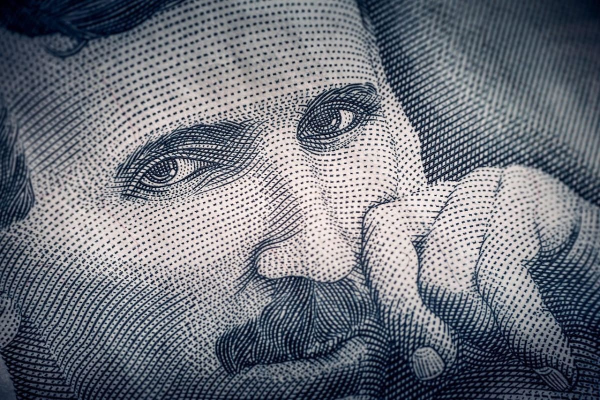 Tesla descifró el antiguo misterio de las pirámides, EGIPTO