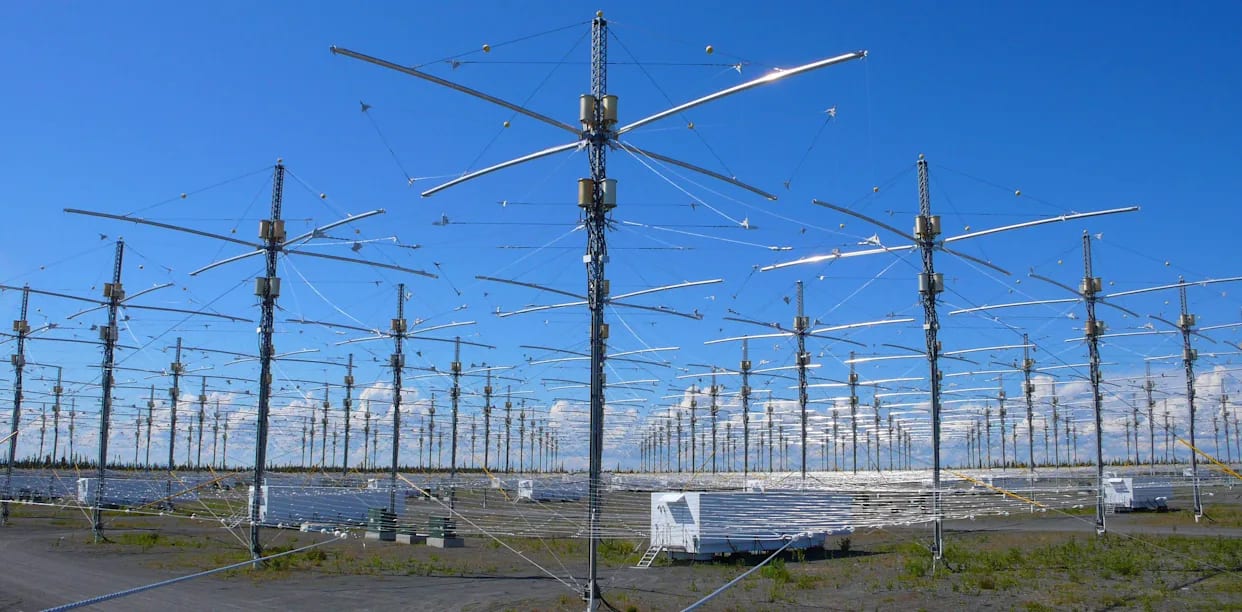 El Proyecto HAARP (Programa de Investigación de Aurora Activa de Alta Frecuencia) 1 HAARP