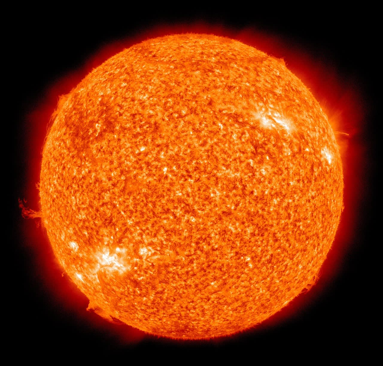 Imagen relacionada con Hoy, 19 de noviembre de 2025, hay una alerta geomagnética severa activa