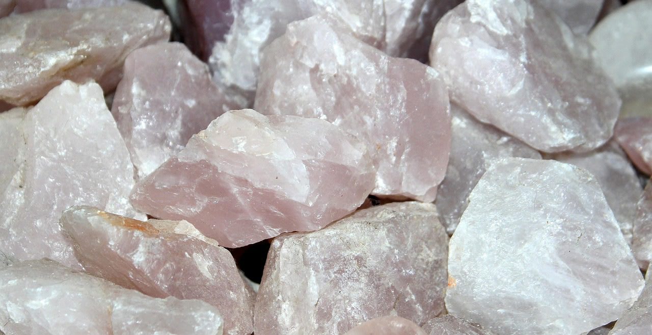 ¿COMO ACTIVAR CUARZOS? Los beneficios ENERGETICOS de esta piedra 1 Imagen relacionada con ¿Cómo activar Cuarzos? Cuales son los beneficios ENERGETICOS de esta piedra