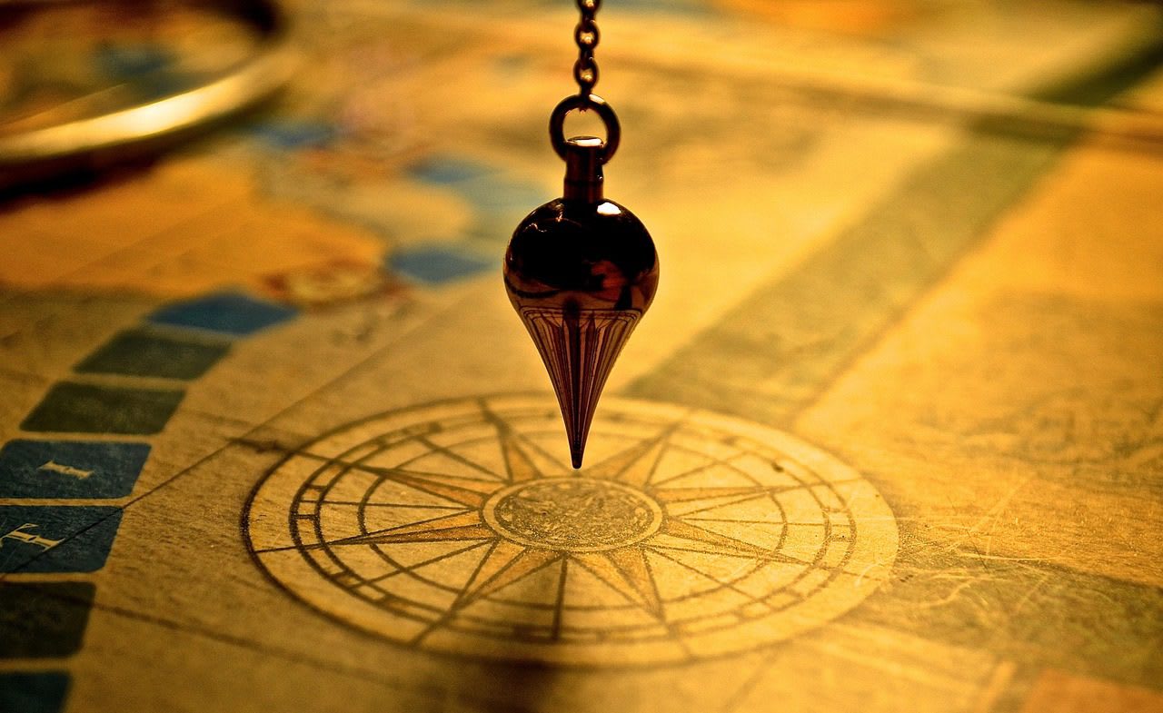 Imagen relacionada con ¿Qué es el Péndulo Hebreo? La Sanación Energética Que Está Revolucionando la Kabbalah