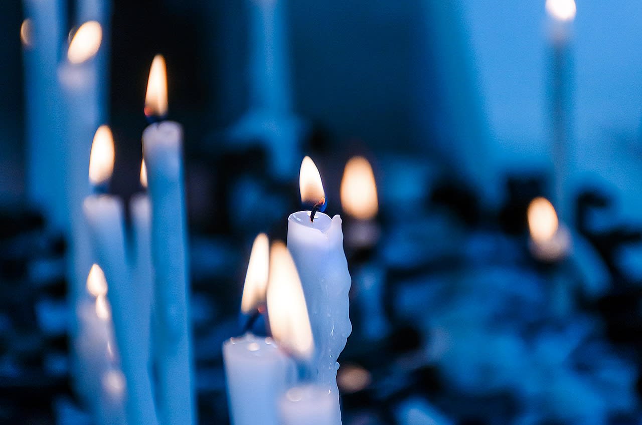 Ritual de abundancia con la Luna Nueva: qué escribir para que funcione 1 Imagen relacionada con El Ritual Más Poderoso Para Atraer Dinero Rápido (Funciona o No)