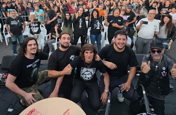 La histórica banda El Reloj presenta su gira aniversario por los 50 años de su debut discográfico La histórica banda El Reloj presenta su gira aniversario por los 50 años de su debut discográfico