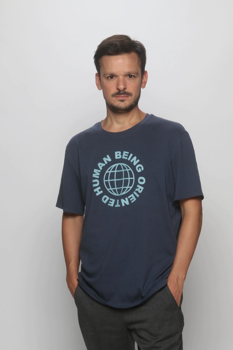 Julian Belleggia Julian Belleggia