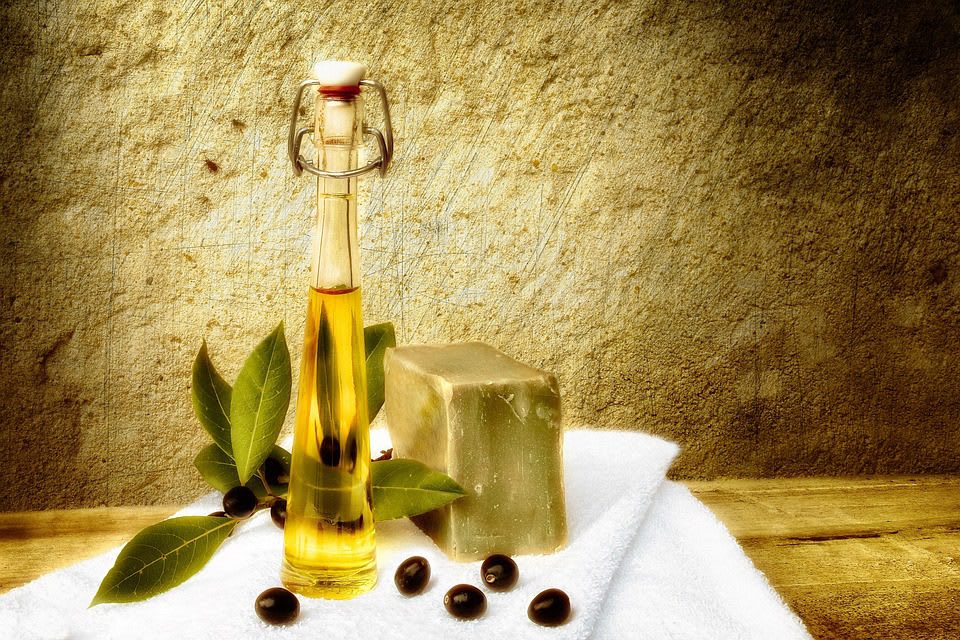 El Ritual del Laurel. Métodos y Beneficios de su Uso