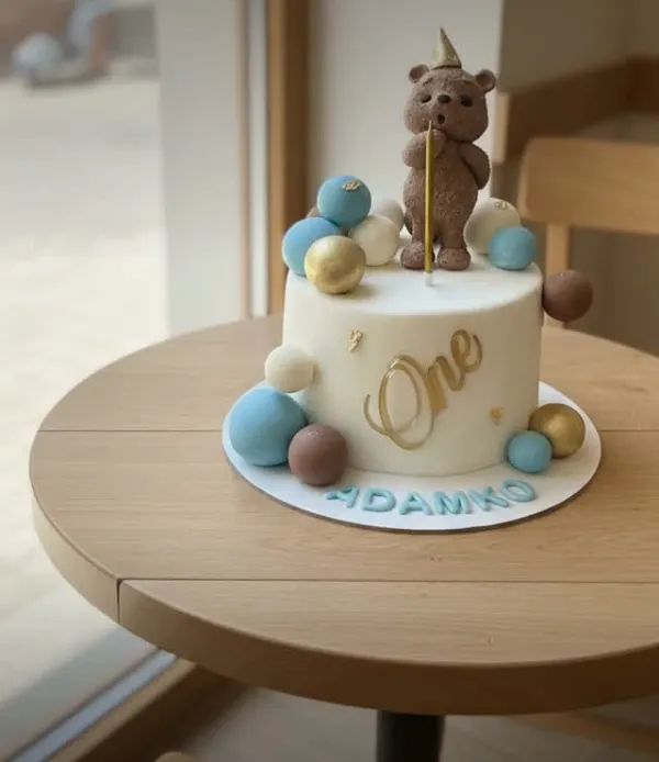 Teddy bear first birthday cake