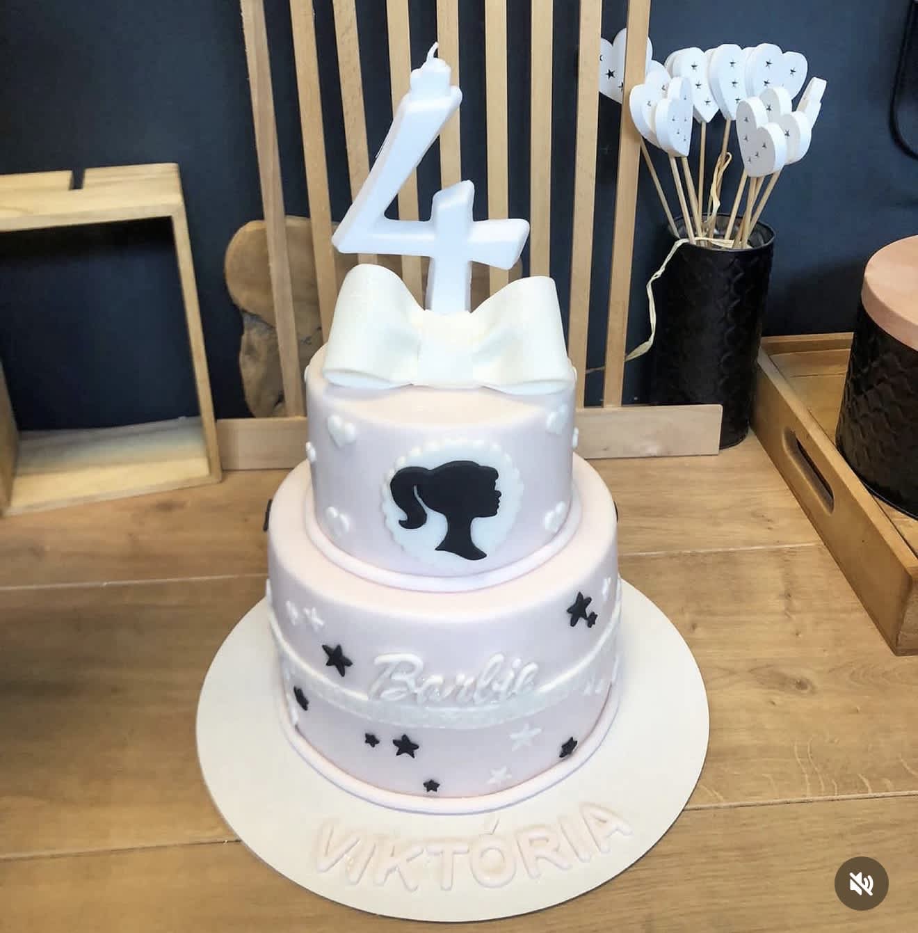 Bezlepkova torta barbie bratislava