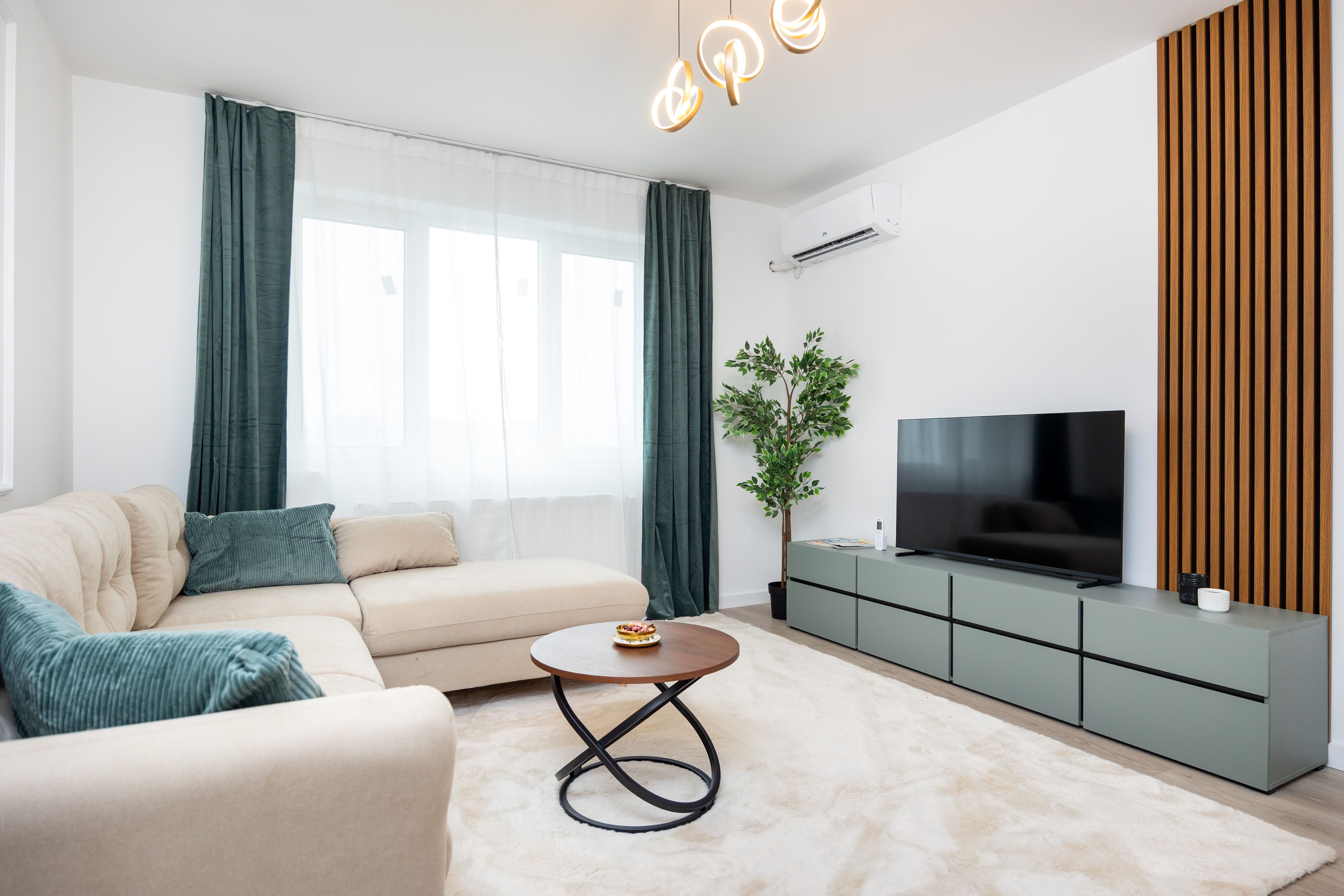 Dinicu Golescu 28 – Gara de Nord Case Study