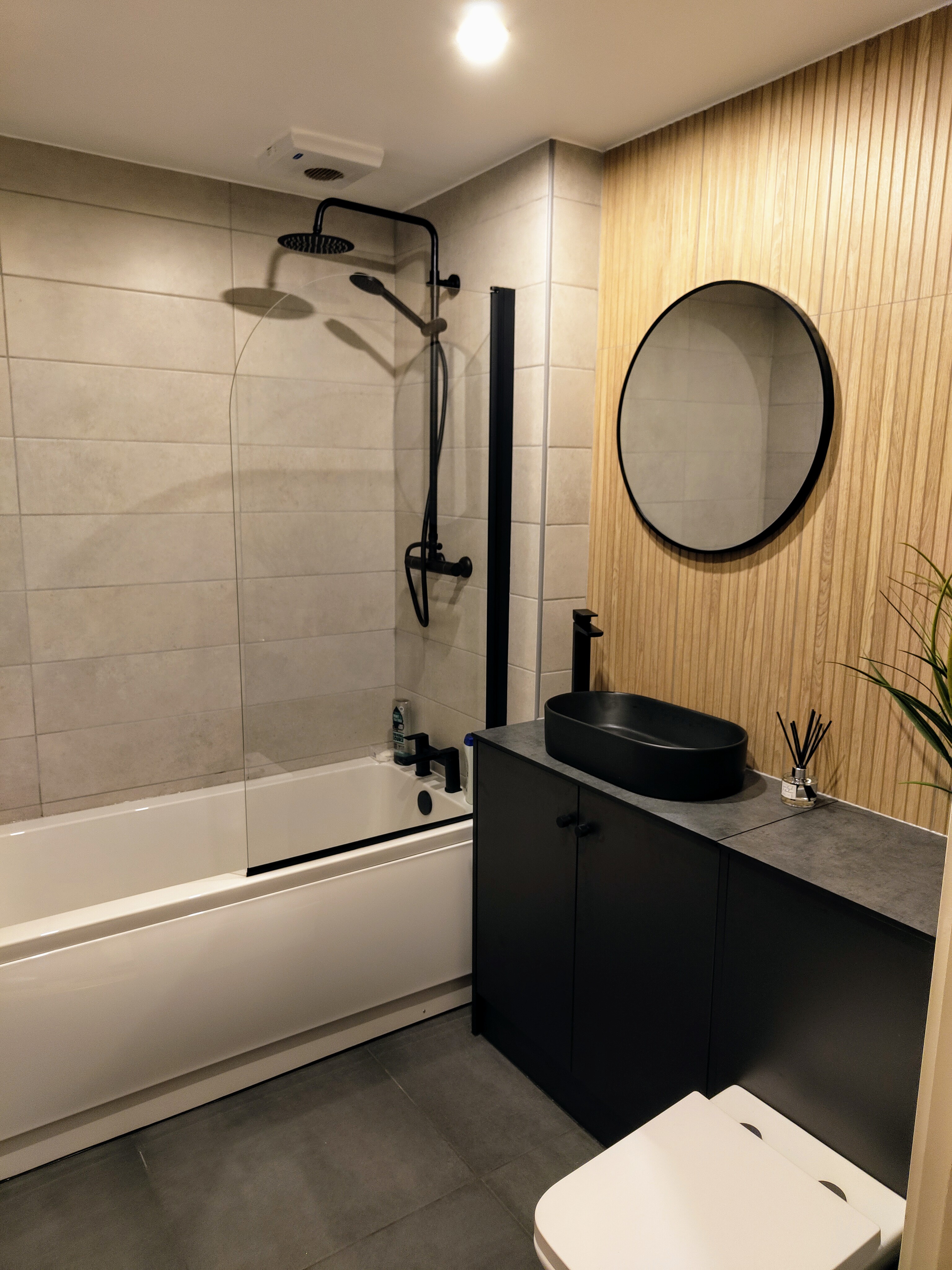 Bathroom vanity