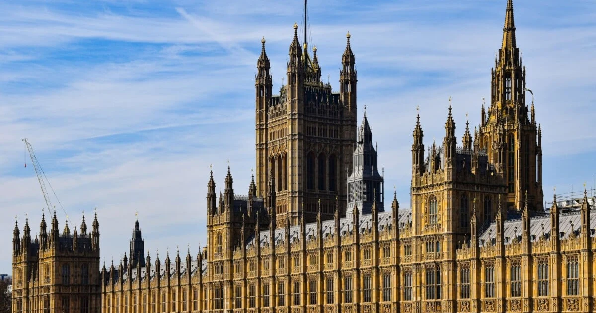 UK Budget Raises Machine Games Duty to 25% for Category B Machines from 2027