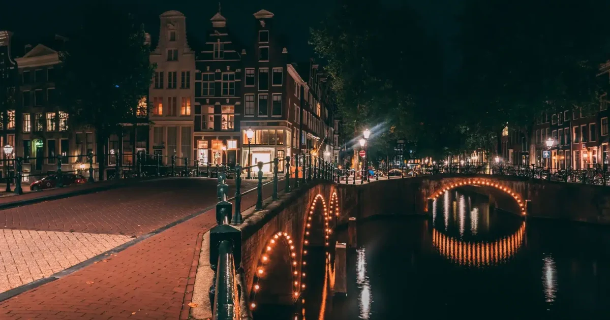 EOD Code fine hits record €37m for 12 illegal Dutch casino sites