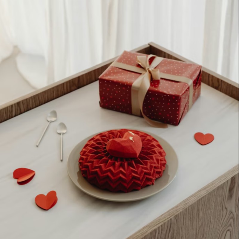 Elegant Floral Wedding Cake